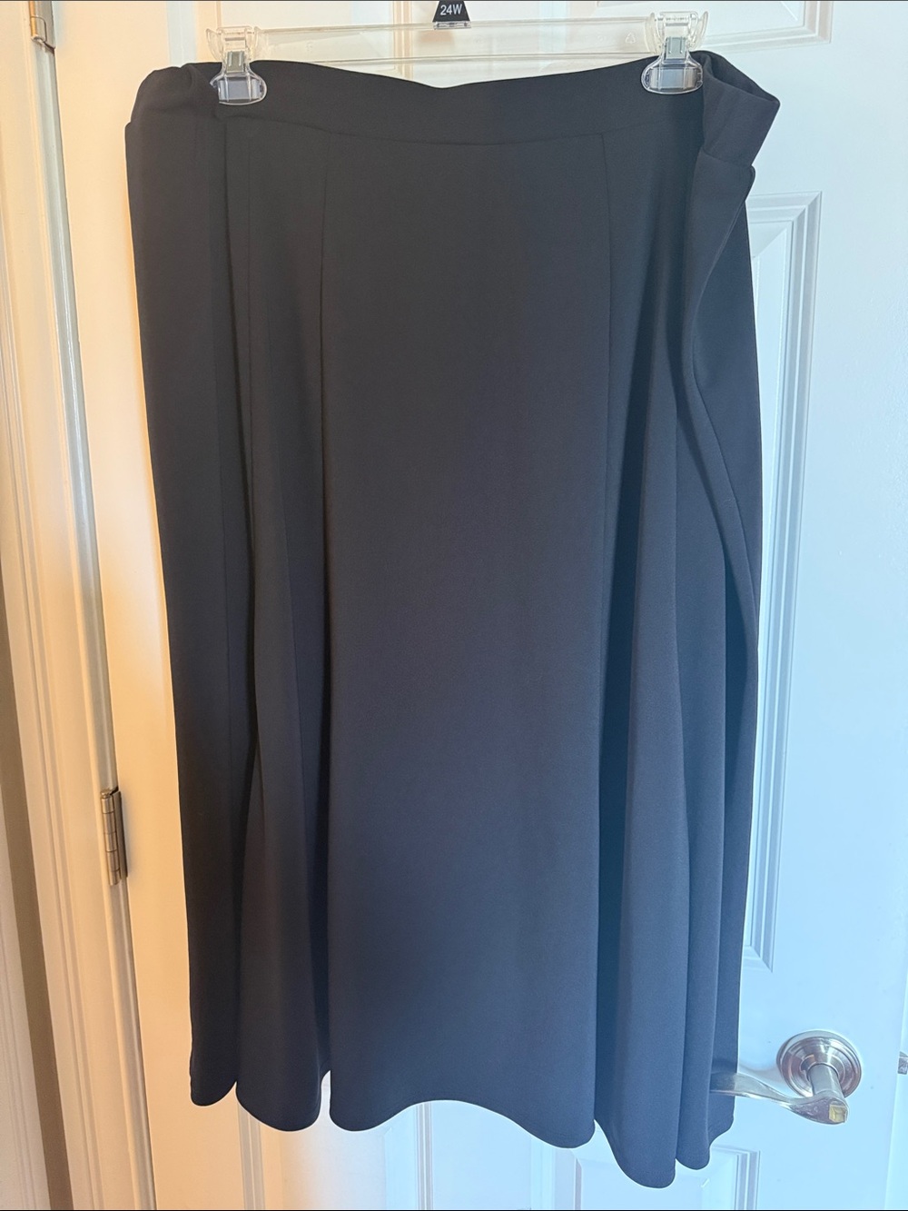 Avenue Black Full-Length Pleated Skirt